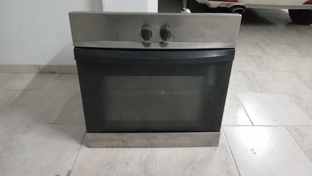 Forno de encastre TEKA muito bom estado