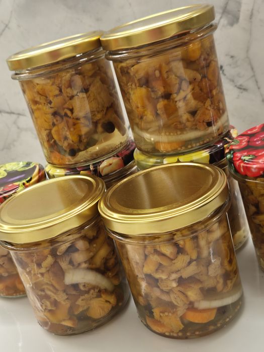 Kurki marynowane grzyby w zalewie miodowej 350 ml