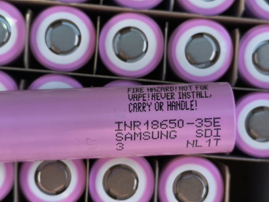 Samsung INR18650-35E, 3500 мА·год, нові, Без слідів зварювання