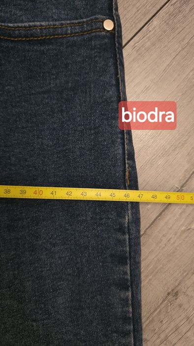 Monnari spodnie damskie jeans r.42