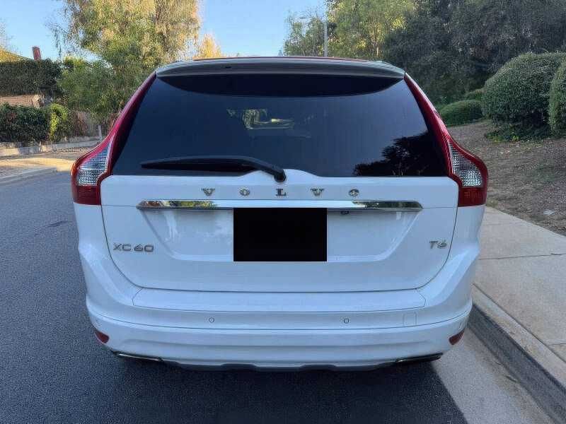 2016 Volvo XC60 T6 Drive-E