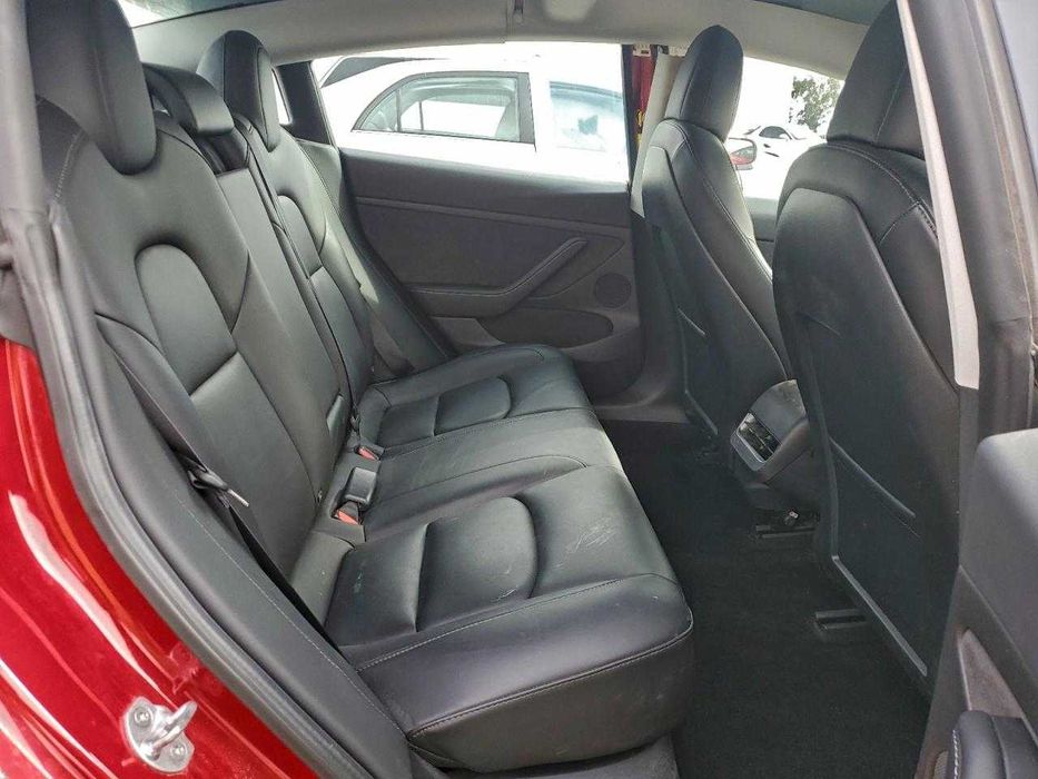 Tesla Model 3 2022 .