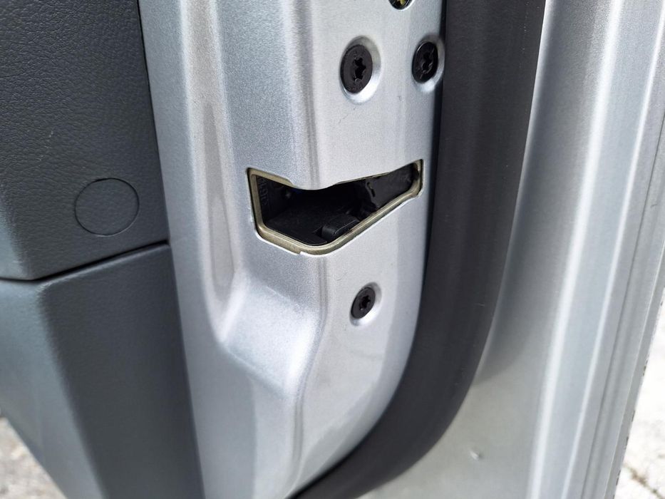 Fechadura Porta Frente Direita Ford C-Max