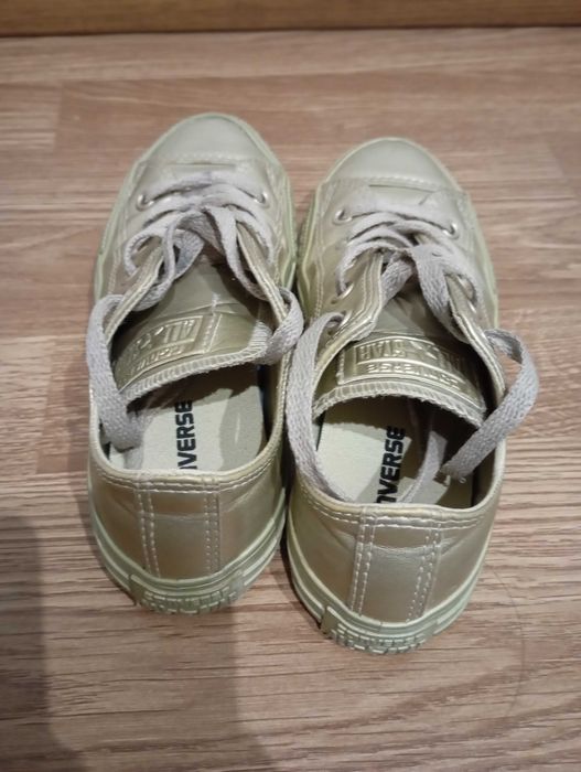 All Star Converse originais douradas n31
