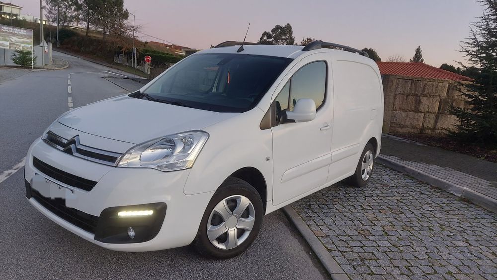 Citroën Berlingo 1.6 HDI 120CV com caixa de 6 velocidades