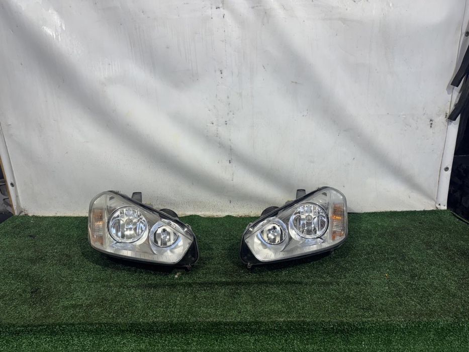 Фари Ford C-Max рестайл 2007–2010