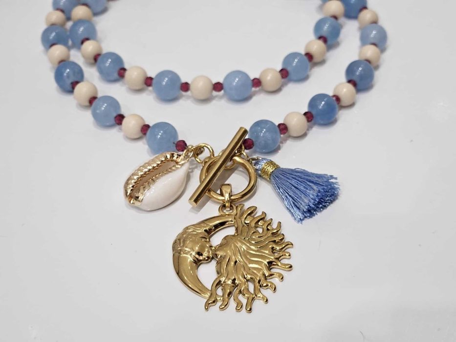 Naszyjnik z chalcedonu z zawieszkami