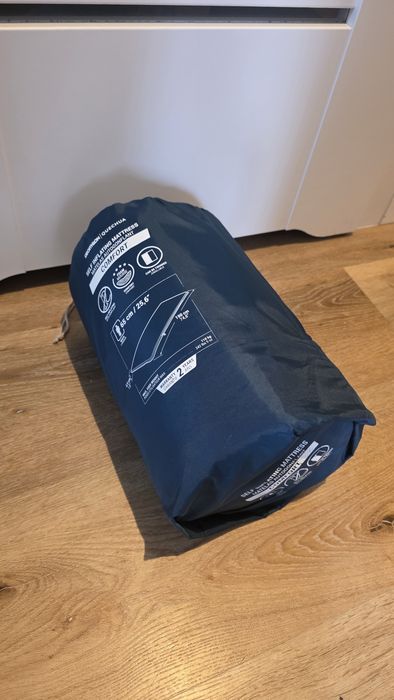 Materac Mata samopompująca Quechua Comfort 190x65x6,5cm dla 1 osoby