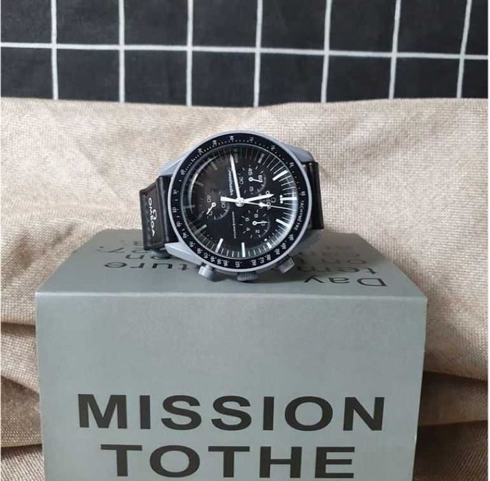 Swatch x Omega Bioceramic Moonswatch Mission to the Moon SO33M100