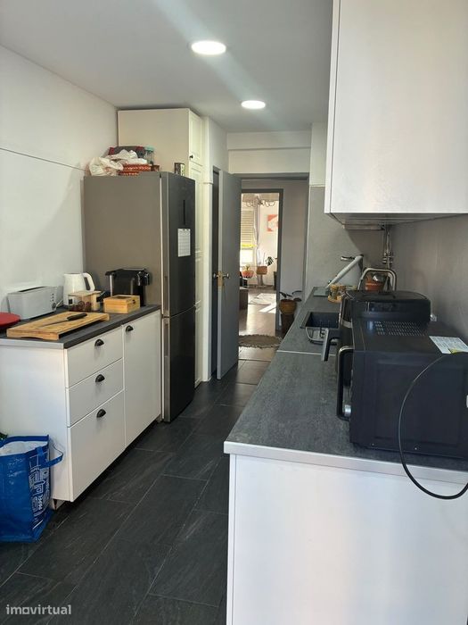 Apartamento T2 na Rua da Fenache, Caparica
