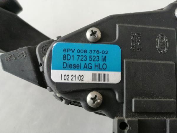 Pedal do acelerador VOLKSWAGEN Passat (3B3)