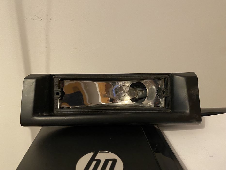 Farol de BMW E30 sem vidro protetor