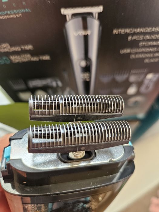 Електробритва шейвер Vgr 352 для сухого та вологого гоління