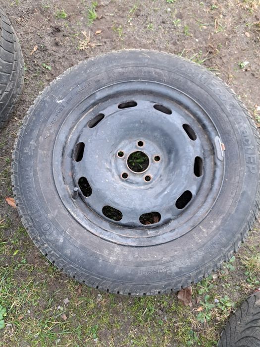 Opony  różne wymiary