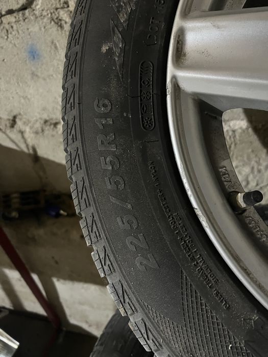 Felgi 5 x112  Mercedes e klasa  16cali   Opony zimowe 80% bierznika