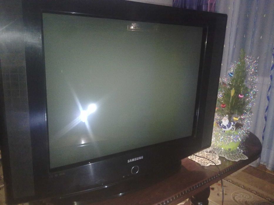 Телевизор Samsung CS-29Z57HPQ в отл. сост.