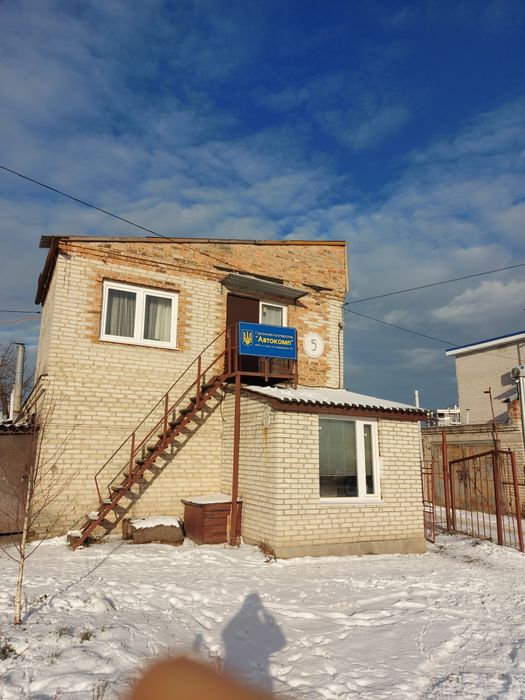 Здається в оренду гараж