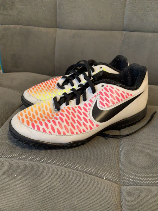 Turfy nike rozmiar 36,5