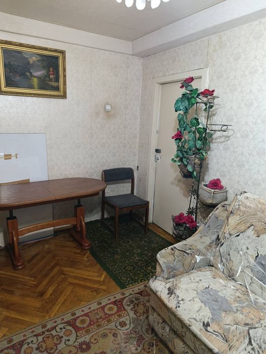 Здається кімната на довгостроково