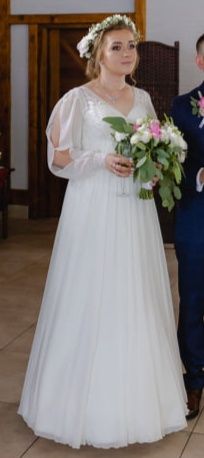 Piękna suknia ślubna