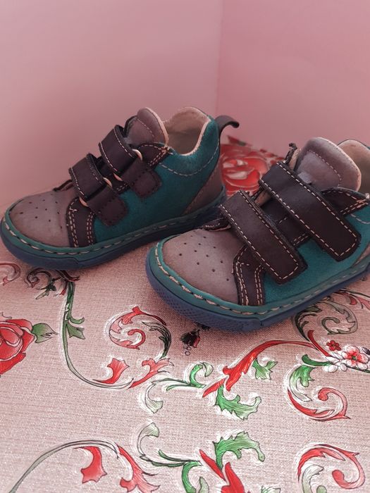 Дитячі черевички