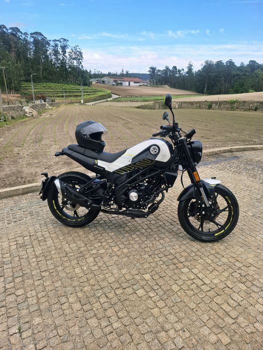 Benneli leoncino 125 de 2025 apenas 3600km