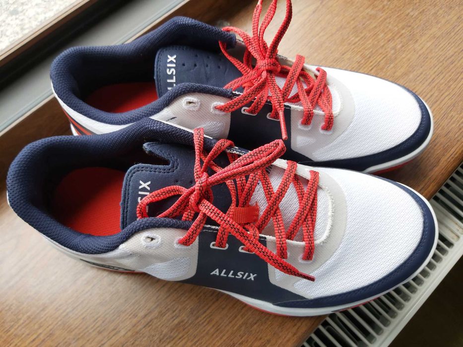 Buty nowe do siatkówki AllSix V500H decathlon rozm.45