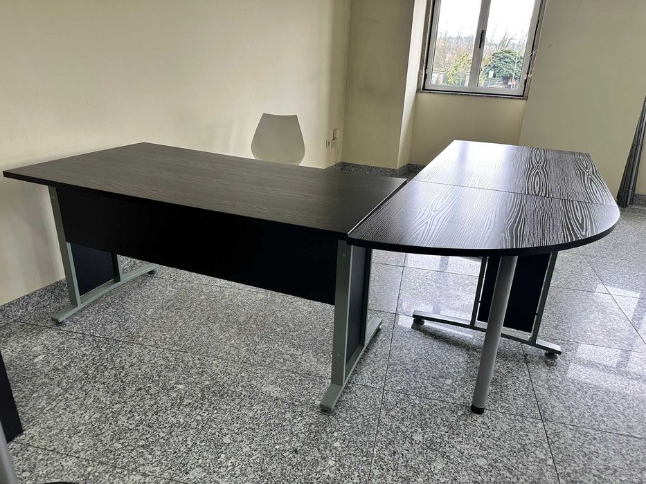 Secretaria "Staples"