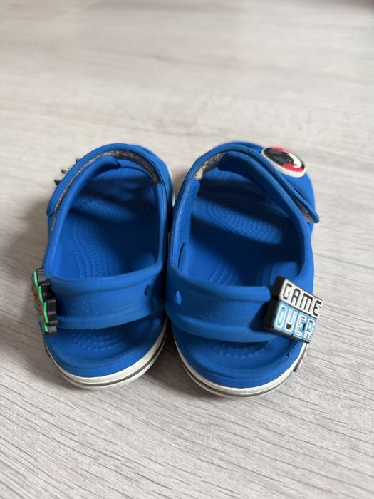 Crocs c9 sandaly