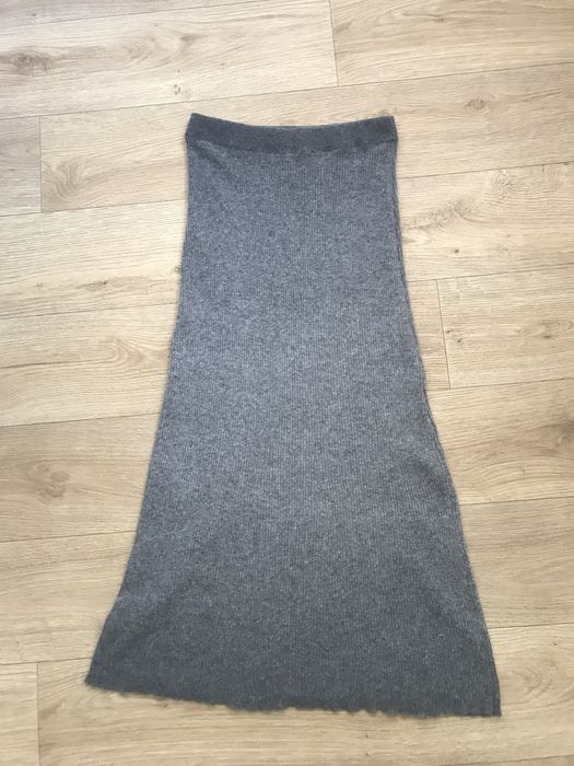 Вовняна трикотажна  спідниця від united colors of benetton