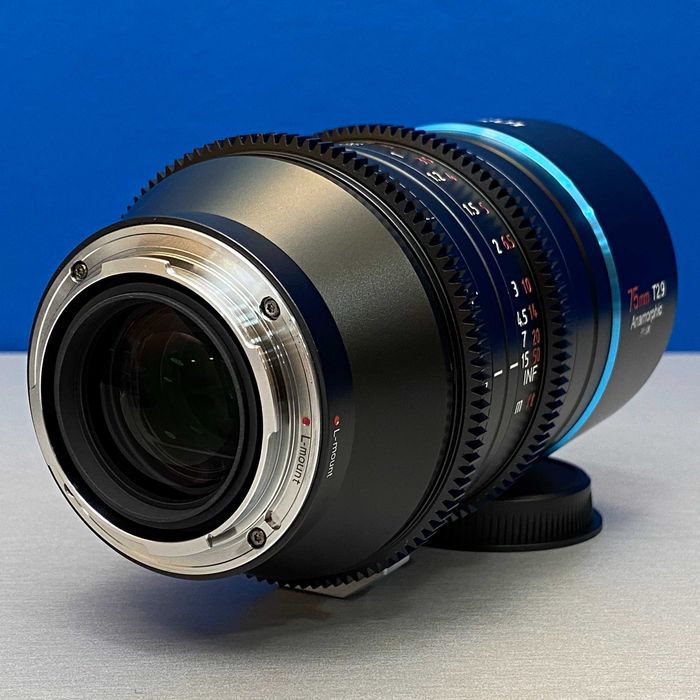 SIRUI Venus 75mm T2.9 1.6x Anamorphic (L-Mount) - NOVA