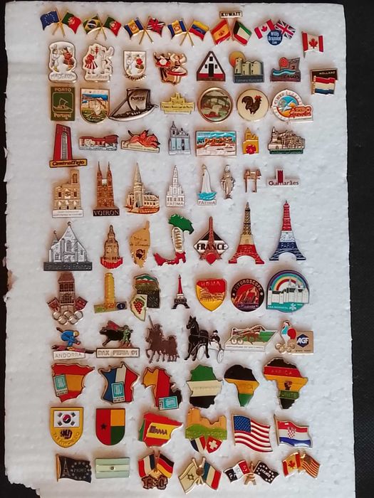 Pins Turismo, Monumentos e Bandeiras Vários Países.