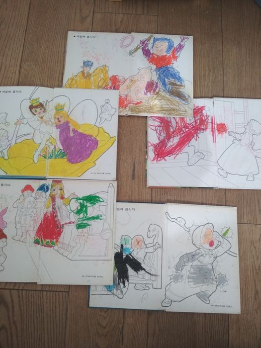 Tyt. koreańskie -  np. Calineczka / Garbaty koń  - 3