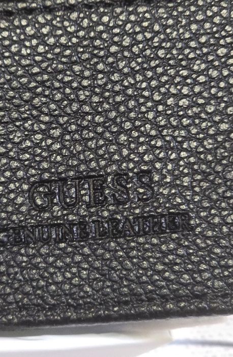 Carteira Guess (nova) na caixa
