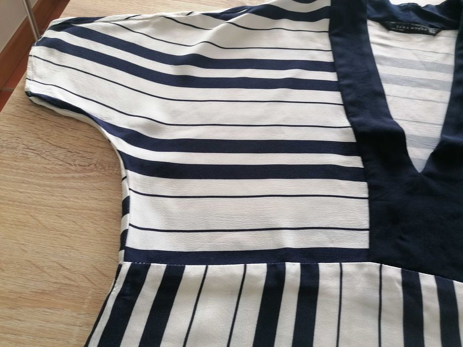 Blusa tipo túnica de seda_Zara