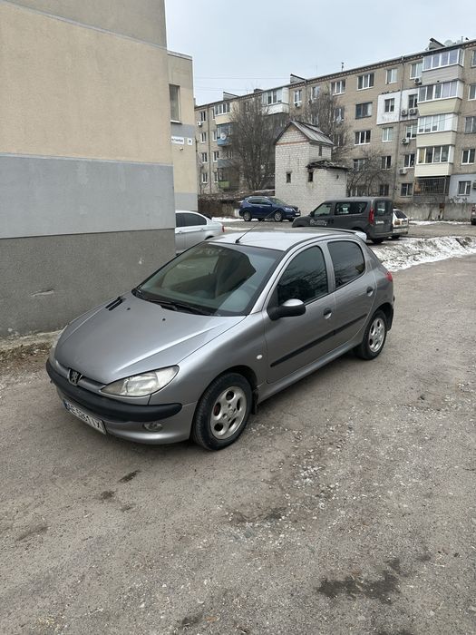 Продам Peugeot 206 на автомате
