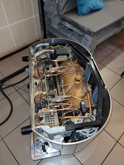 продаю кавомашина BEZZERA