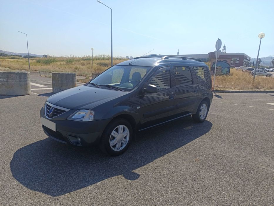 Dacia Logan 1.5 dci 7 Lugares — photo 2