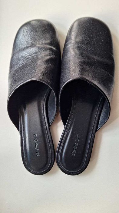 Модные мюли от Massimo Dutti.
