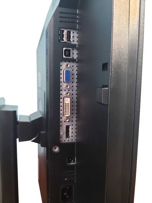 Монітор Dell P2210 22" WSXGA+ (1680x1050) TN LED