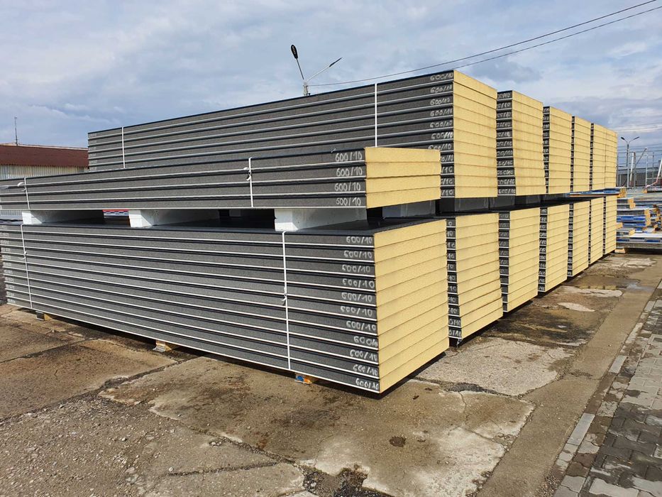 Płyta Warstwowa Płyta Obornicka ścienna dachowa Płyty Warstwowe