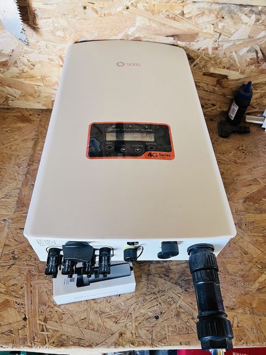 Inwerter / Falownik fotowoltaiczny Solis 20kW Trójfazowy (Solis-3P20K-4G) + Wi-Fi Data Logger