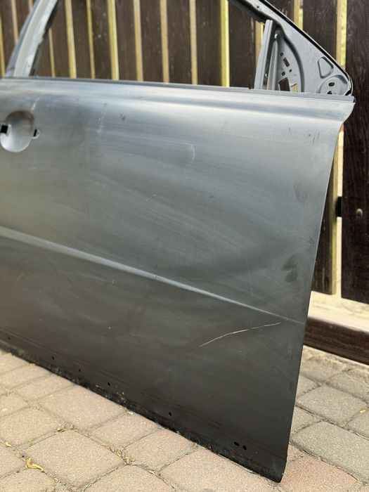 Volvo V70 III S80 II XC70 II NOWE Drzwi Prawe Przednie Przód  07-16r