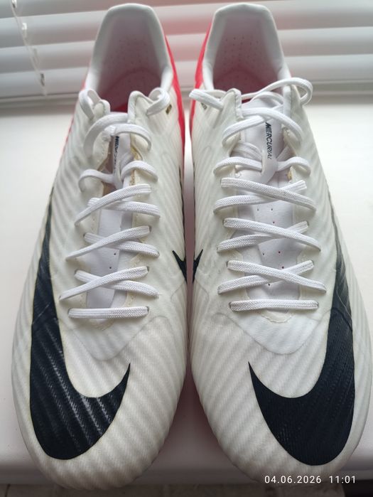Нові футбольні бутси Nike Zoom Mercurial Vapor 15  FG/MG