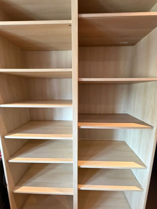 Armário alto Ikea, modelo Besta