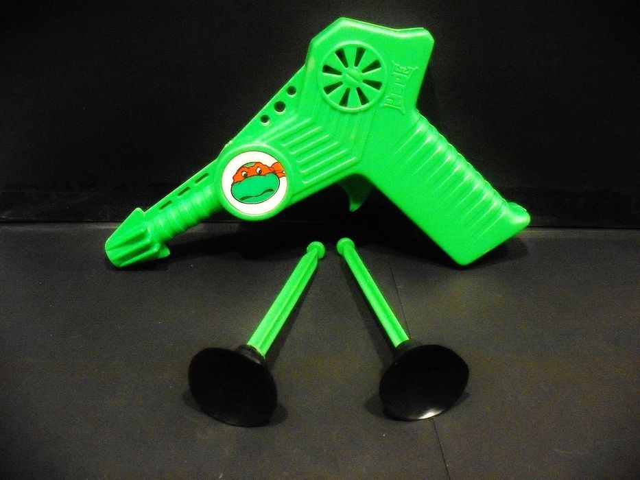 Pistola com dardos da tartaruga Ninja PEPE antiga