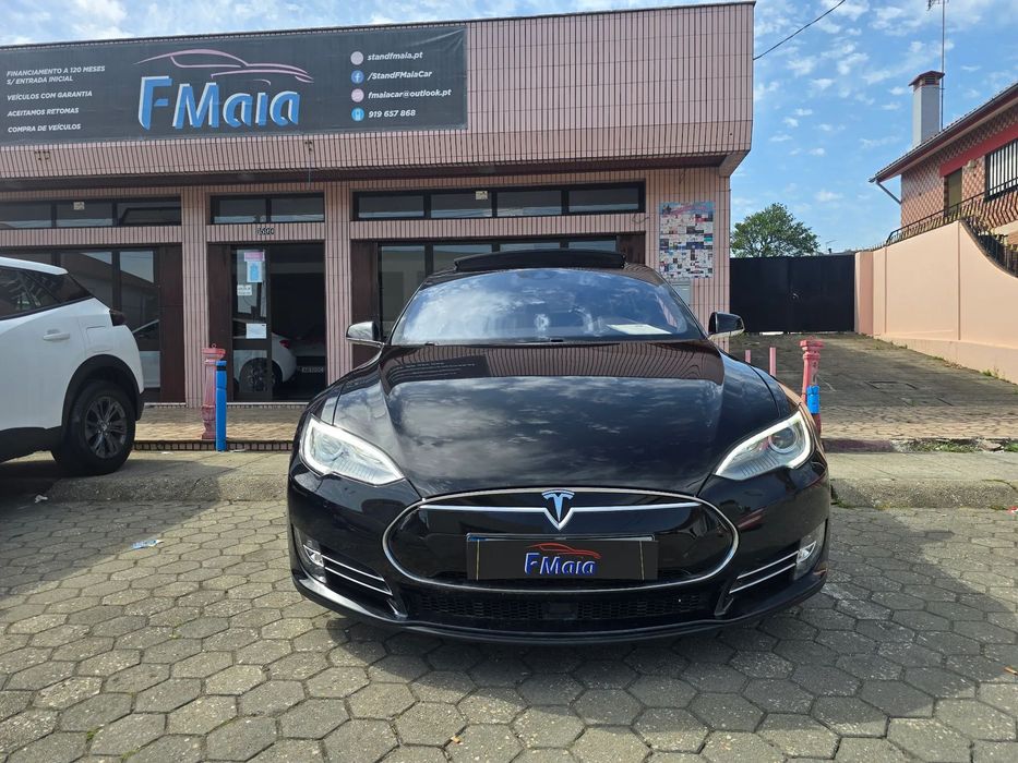 Tesla Model S P90D465784420131164161
