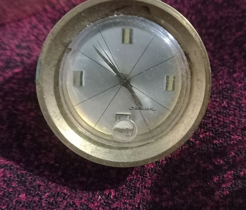 Vendo conjunto relogios, rare, selling rare clocks