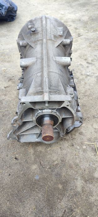 Коробка з щепленням  BMW  X3