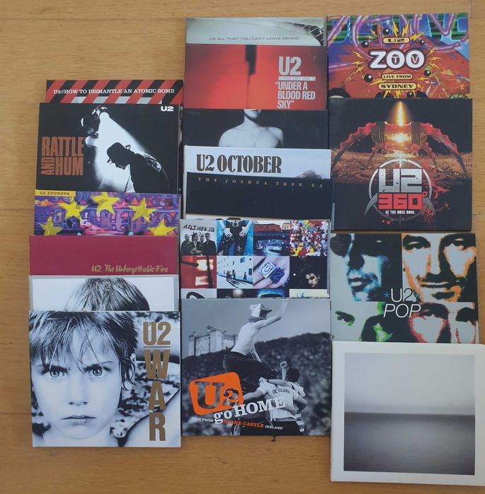 Cds/Dvds da banda  U2